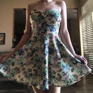 Beautiful floral strapless cocktail dress